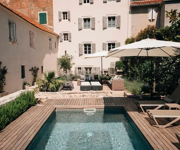 Palazzo Sbutega